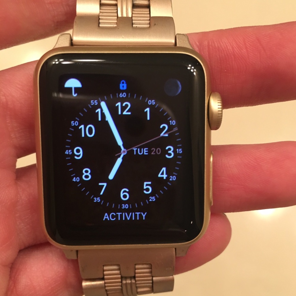 Apple Watch Sport - Gold Tone 38mm
